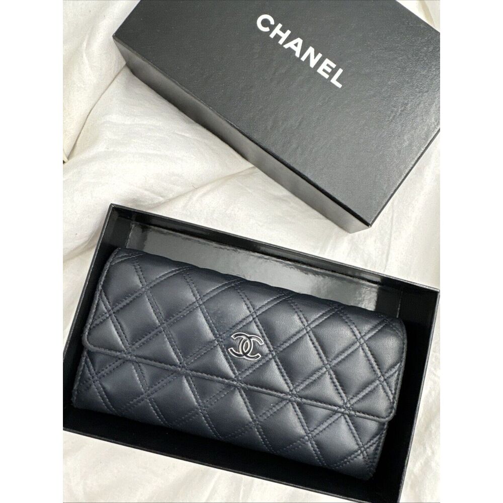 CHANEL Logo Navy Silver Toe Double Stitch Long Wallet W/box
